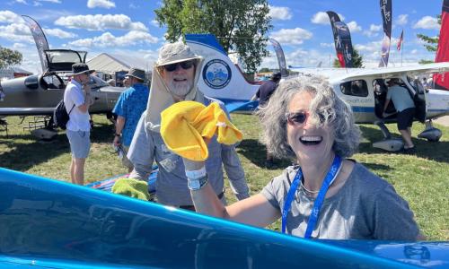 Linda & Gordon at Sling Island