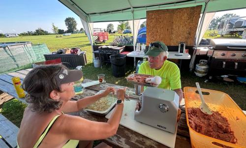 Making Boerewors for the 252 Gathering