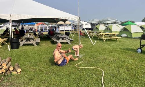 Hotkosh! Cooling down - Angelo and Jesse