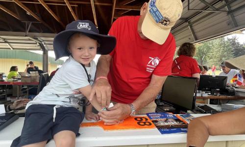 Getting entry wrist bands