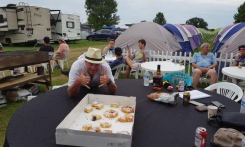 Everyday our friend from the US, Barry, would bring us doughnuts and cakes for breakfast