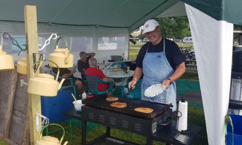 Dave Volker making us pancakes